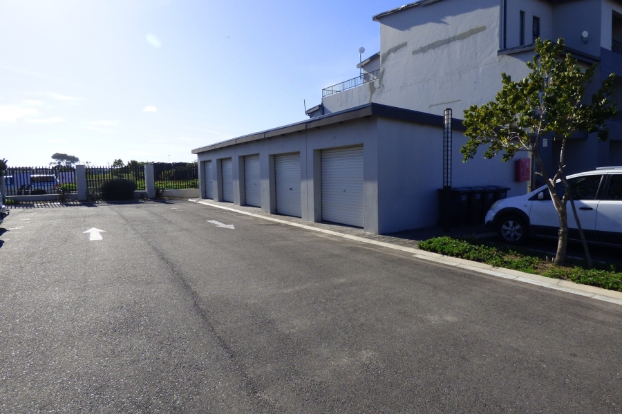 2 Bedroom Property for Sale in Parklands North Western Cape